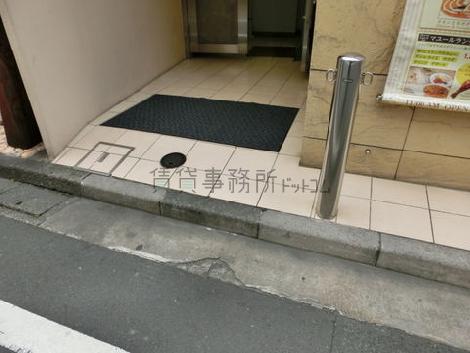 正面玄関