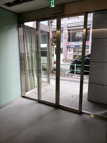 正面玄関