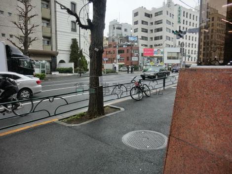 正面玄関前