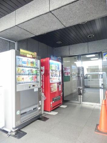 正面玄関