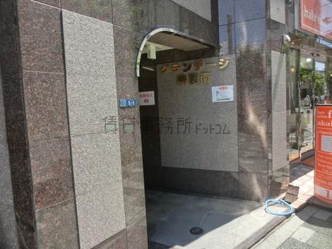 正面玄関