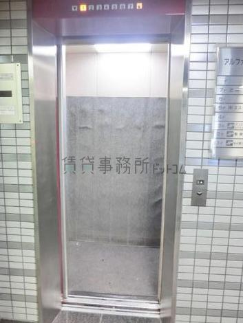 エレベーター