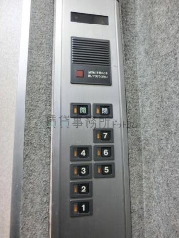エレベーター