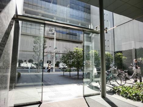 正面玄関