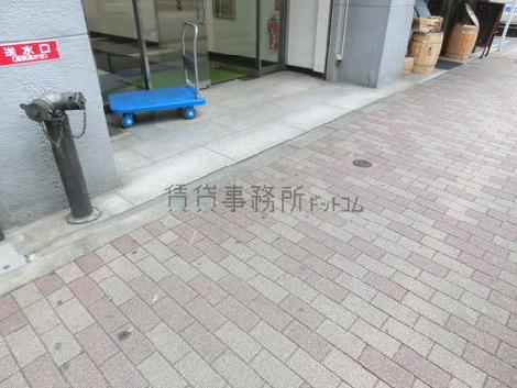 正面玄関