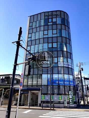 ADCビルの外観写真