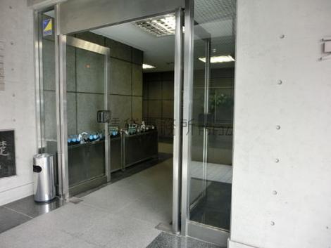 正面玄関