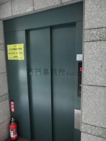 エレベーター