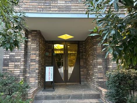正面玄関