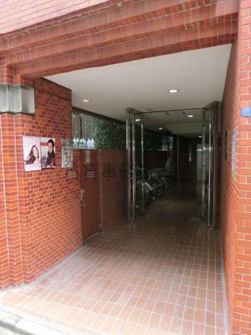 正面玄関
