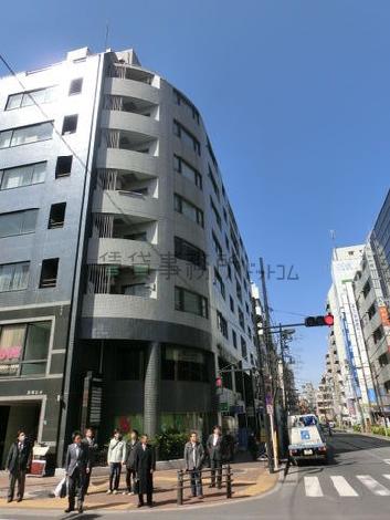 丸みのあるスタイリッシュな外観
