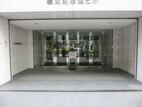 正面玄関