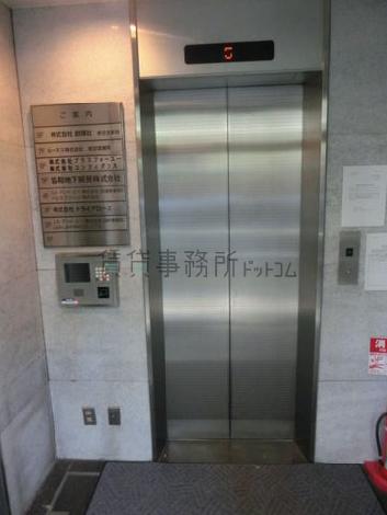 エレベーター