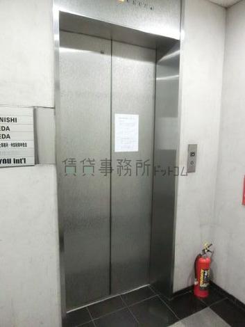 エレベーター