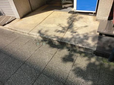 正面玄関