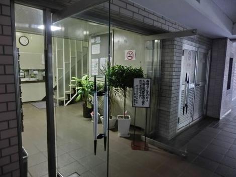 正面玄関