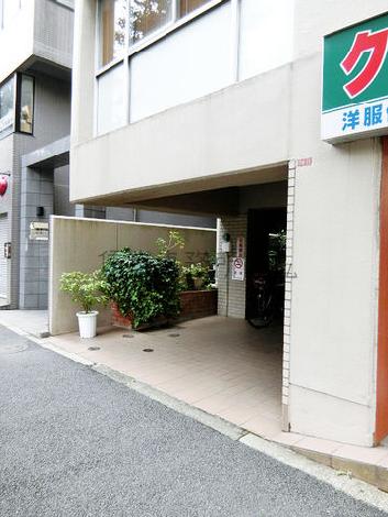 正面玄関