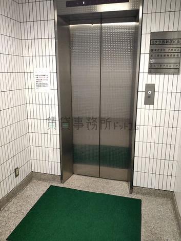 エレベーター