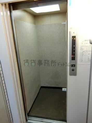 エレベーター