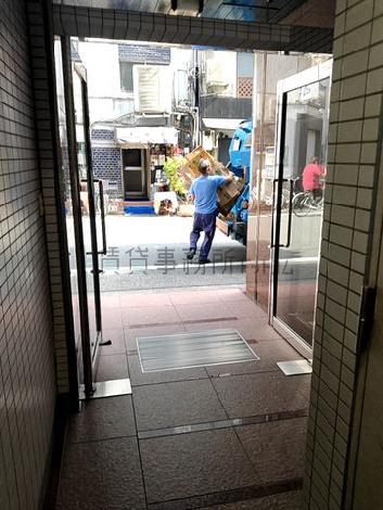 正面玄関