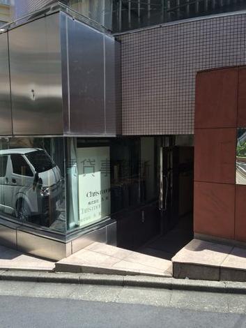 正面玄関