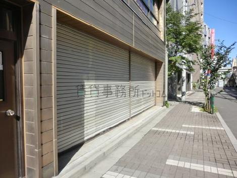 正面玄関