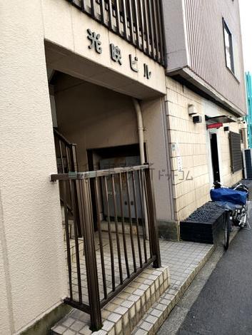 正面玄関