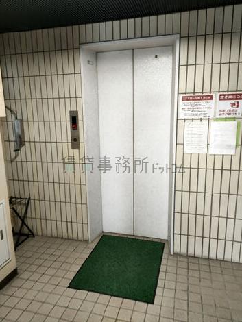 エレベーター