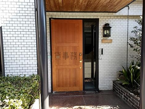 正面玄関