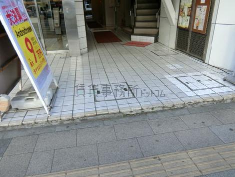 正面玄関