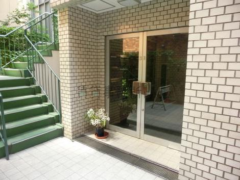 正面玄関