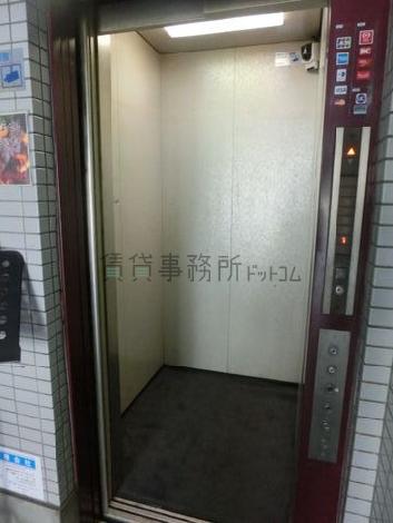 エレベーター