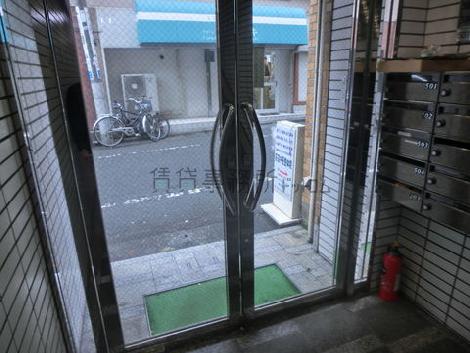 正面玄関