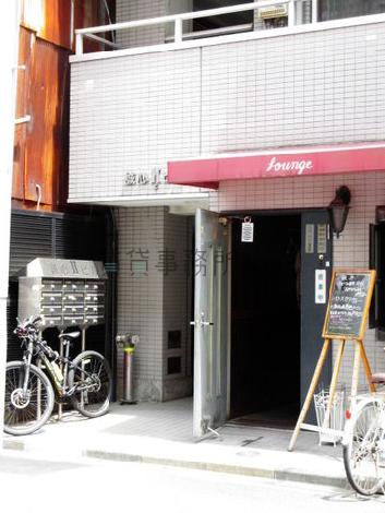 正面玄関