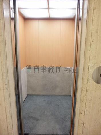 エレベーター