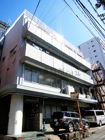 坂本ビルの外観写真