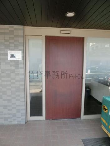 正面玄関