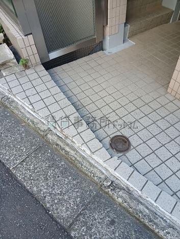少し段差あり