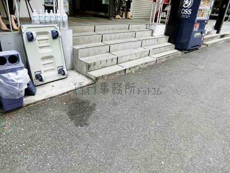 正面玄関