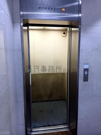 エレベーター