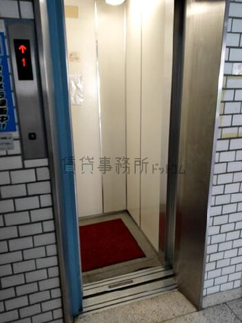エレベーター