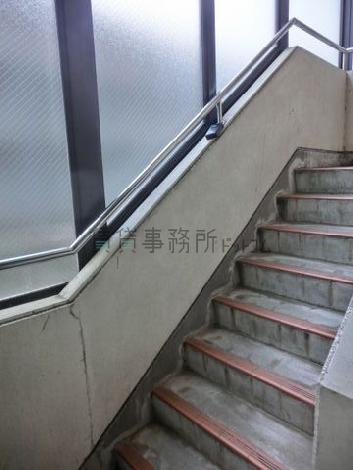 エントランスの奥にあります