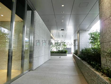 正面玄関