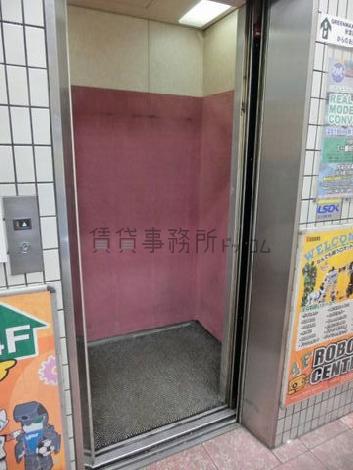 エレベーター