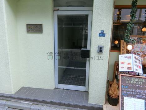 正面玄関