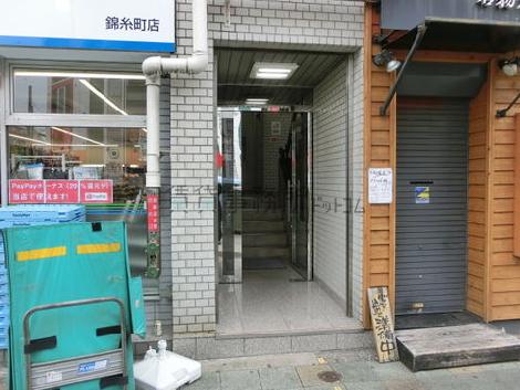 正面玄関