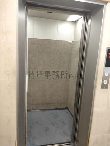 エレベーター