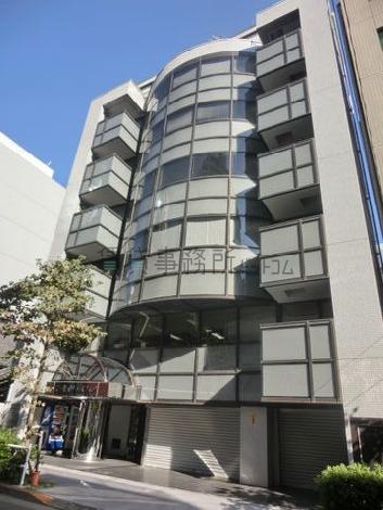 印象に残るビルです