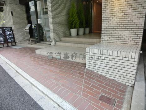 正面玄関