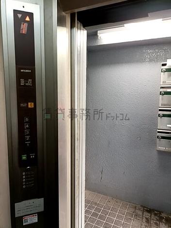 エレベーター